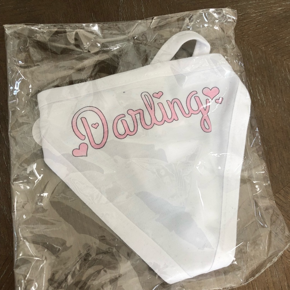 HappyMonday Darling Thong